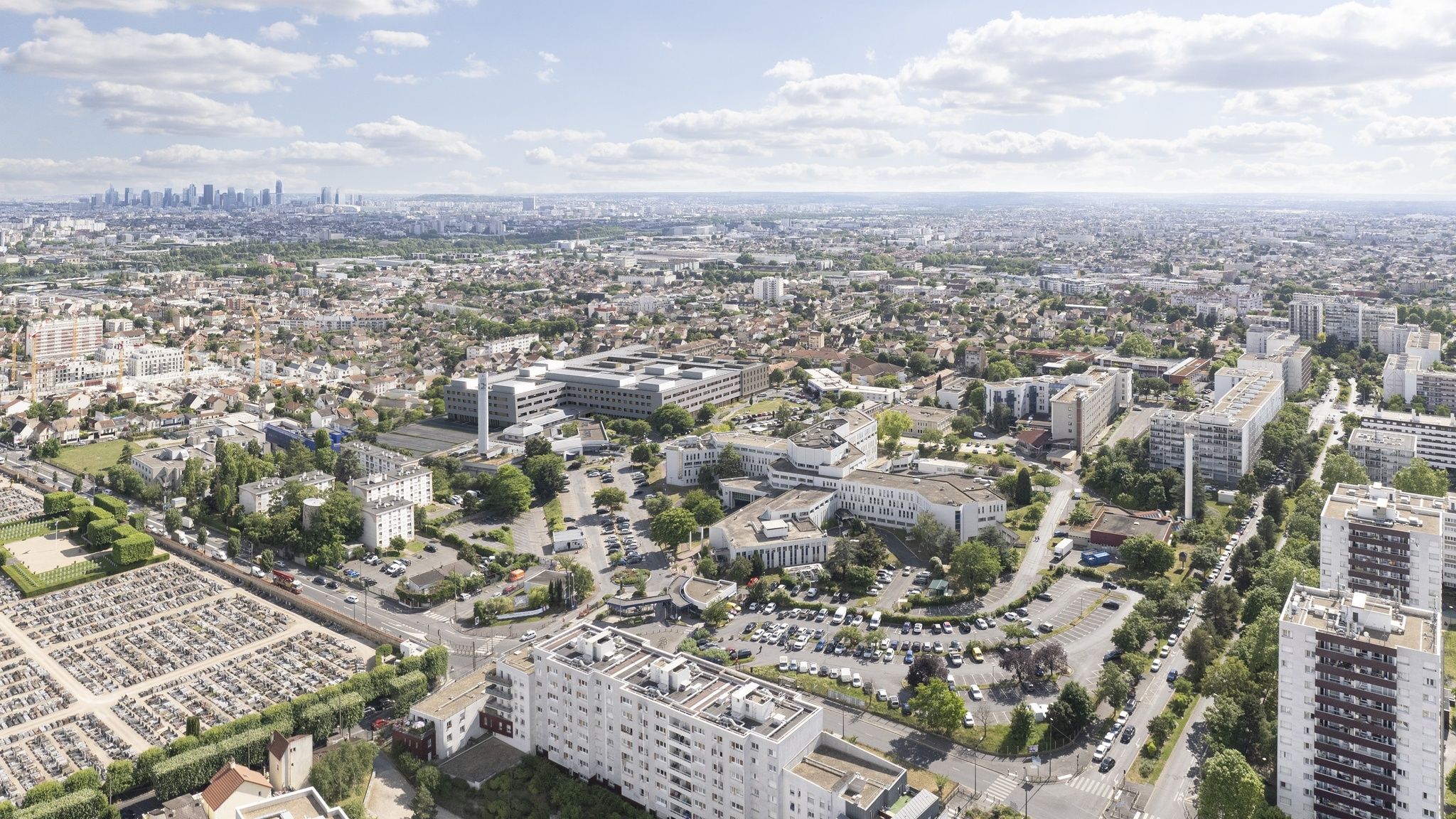 Perspective aérienne vue drone pour le projet du Nouvel Hôpital d'Argenteuil
